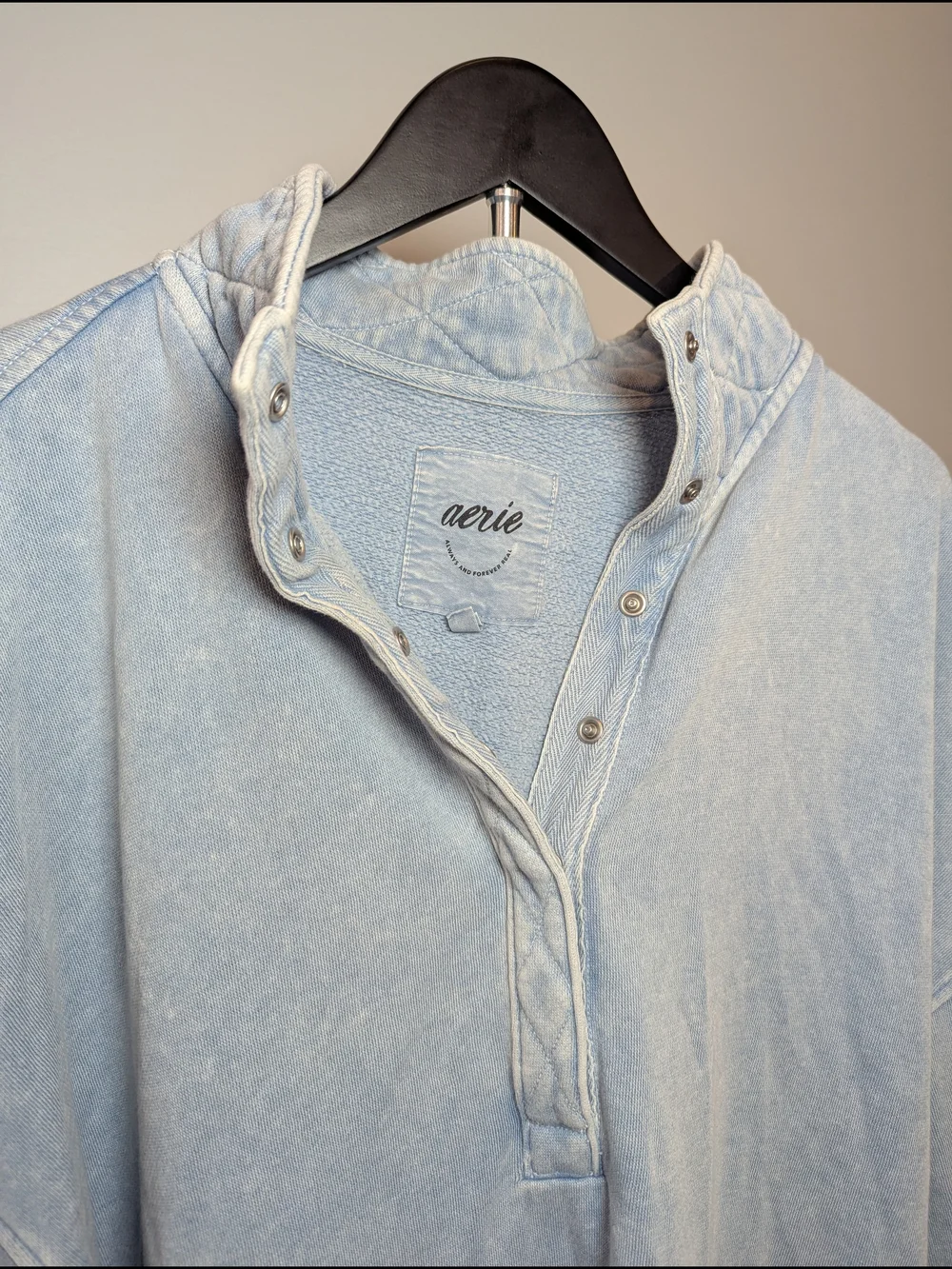 Aerie Women Size M Oversized Icy Blue Getaway Quarter Snap Sweatshirt - Picture 2 of 13